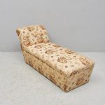 657457 Couch